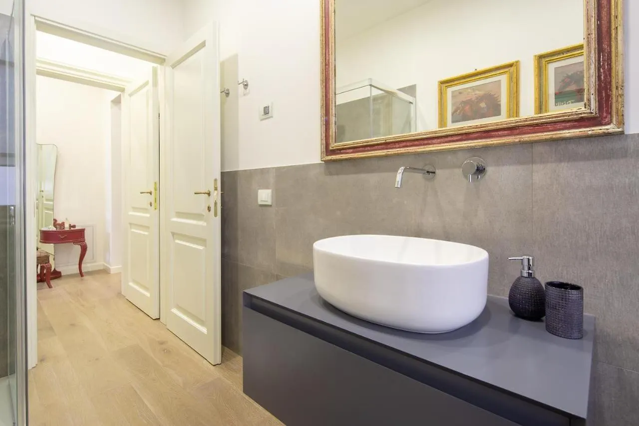Apartment Stunning & Luxurious 1Br Apt 1 Min Walk By Duomo Florence